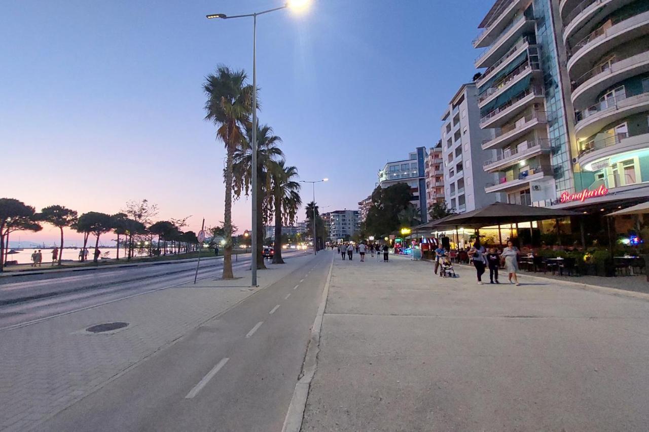 Jon Daire Avlonya Dış mekan fotoğraf