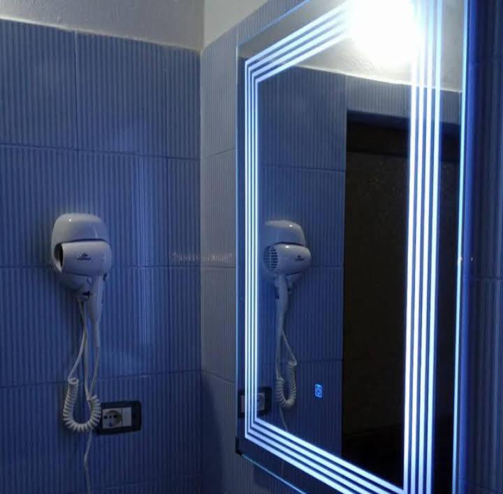 Jon Daire Avlonya Dış mekan fotoğraf